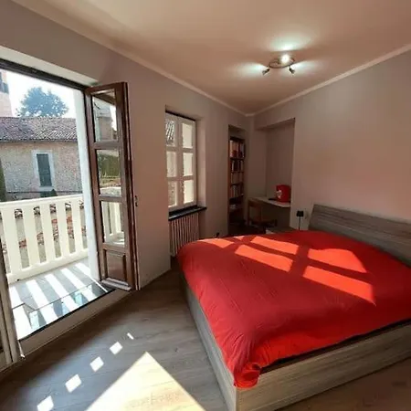 L'angolo Di Roero شقة Sanfre